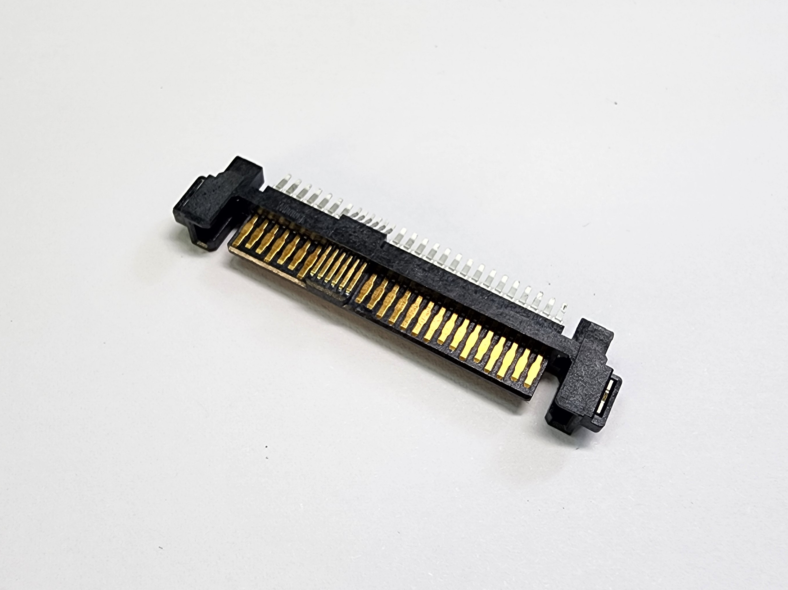 CU2C-M681S40-R1 CU2C-M681S40-R1