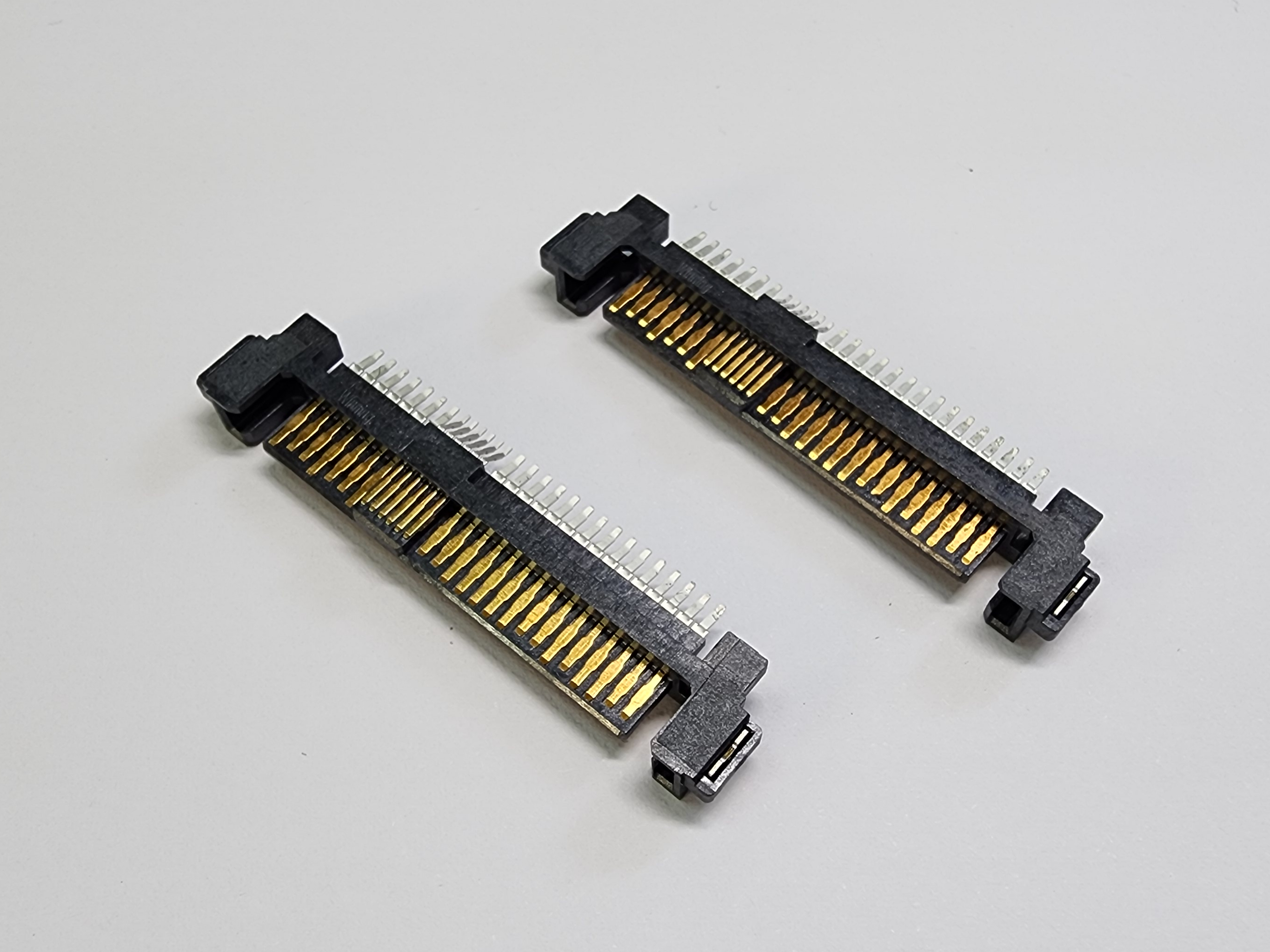 CU2C-M681S40-R1 CU2C-M681S40-R1